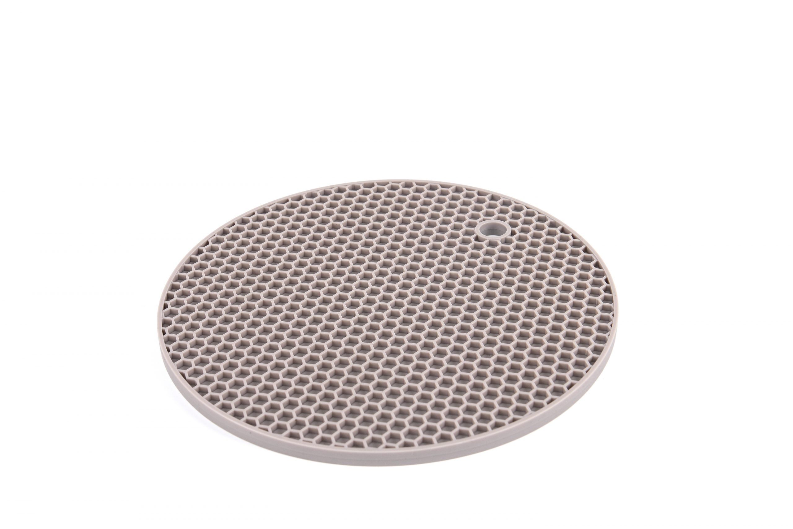 https://cdn-bipfg.nitrocdn.com/aWIusSJHcxaWDfmYObhOXMkIJLZeapra/assets/images/optimized/rev-ff631e6/wp-content/uploads/2021/04/Wholesale-Silicone-Trivets-for-Hot-Pots-and-Pans-Round-1-scaled.jpg